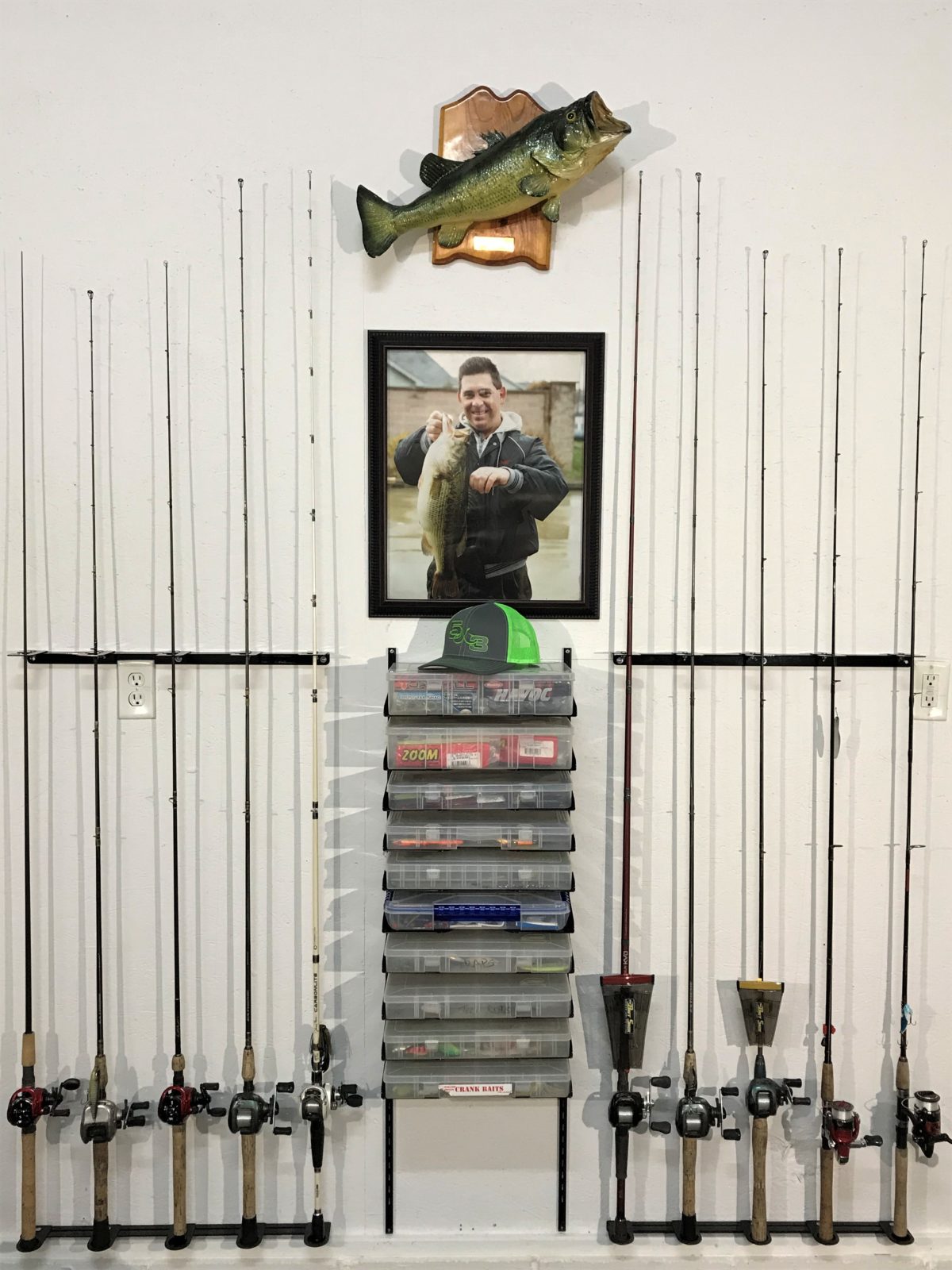 Full Kit – Rod/Reel Holder with Tackle Trays (Two Rod & Reel Holders and  Ten Tackle Trays) Special note: Hat, Tackle Boxes, Fishing Rod & Reel  Combo's, Picture and Frame, and Bass